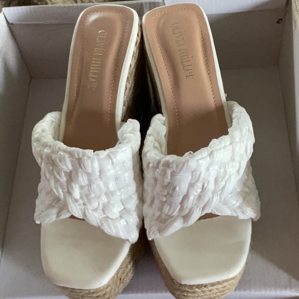 Olivia Miller White and Tan Wedge Shoes with Quilted Design - Picture 2 of 9